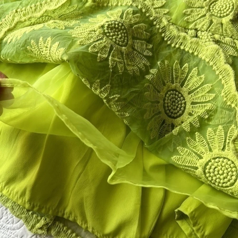 Guess Dress Embroidered Apple Green Size S/4